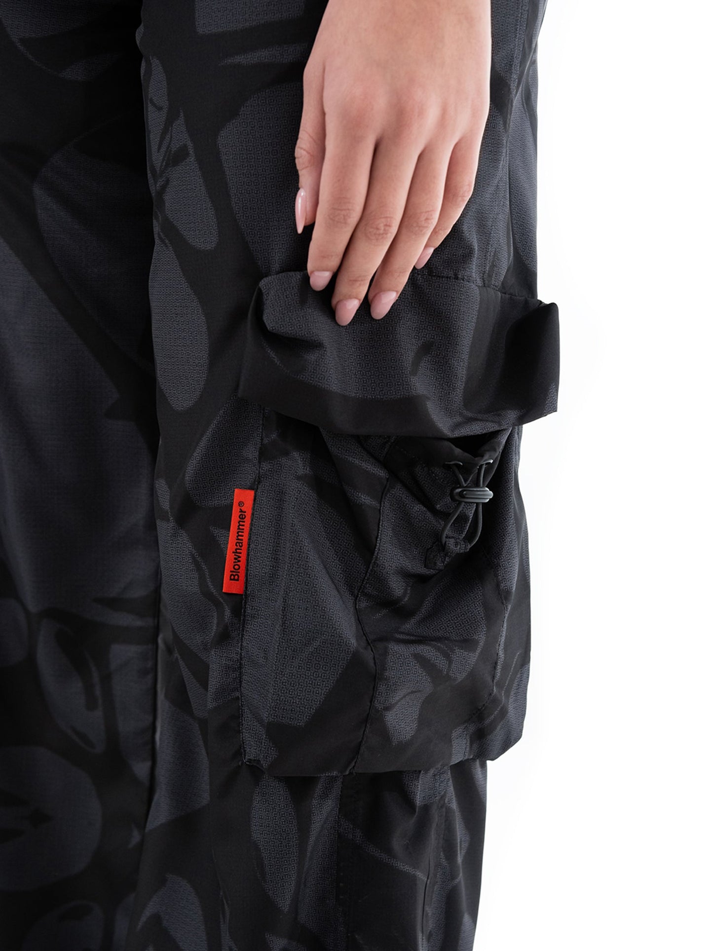 Strand Cargo | Blowhammer