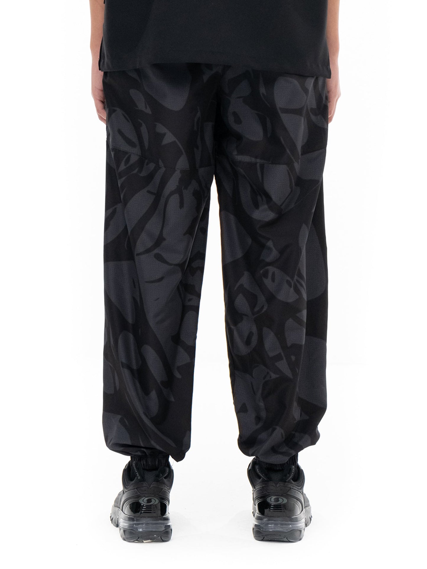 Strand Joggers | Blowhammer