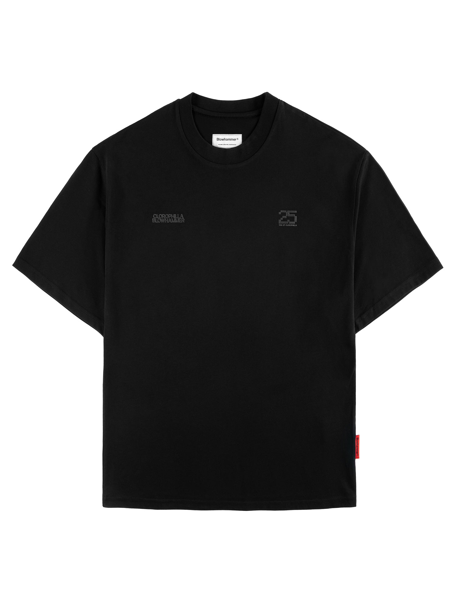Svart T-shirt Vertebrae, framifrån
