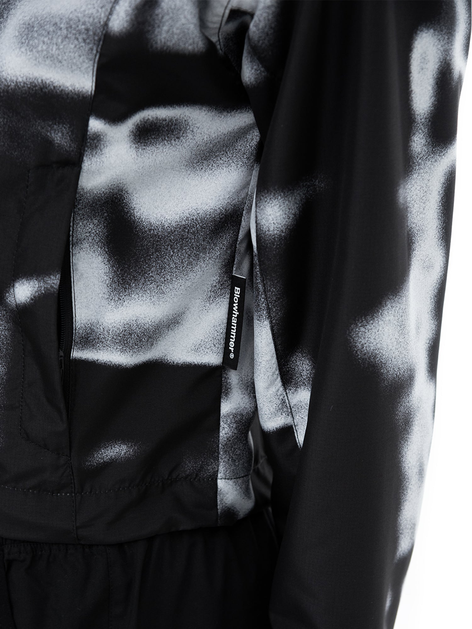 Rift  Windbreaker | Blowhammer