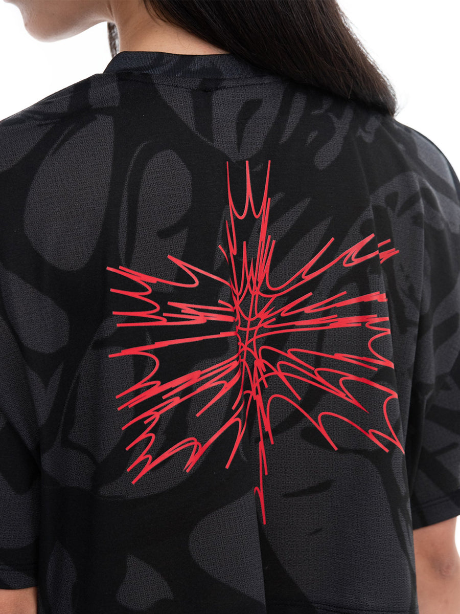 T-shirt corta nera Strand, dettaglio della stampa sul retro