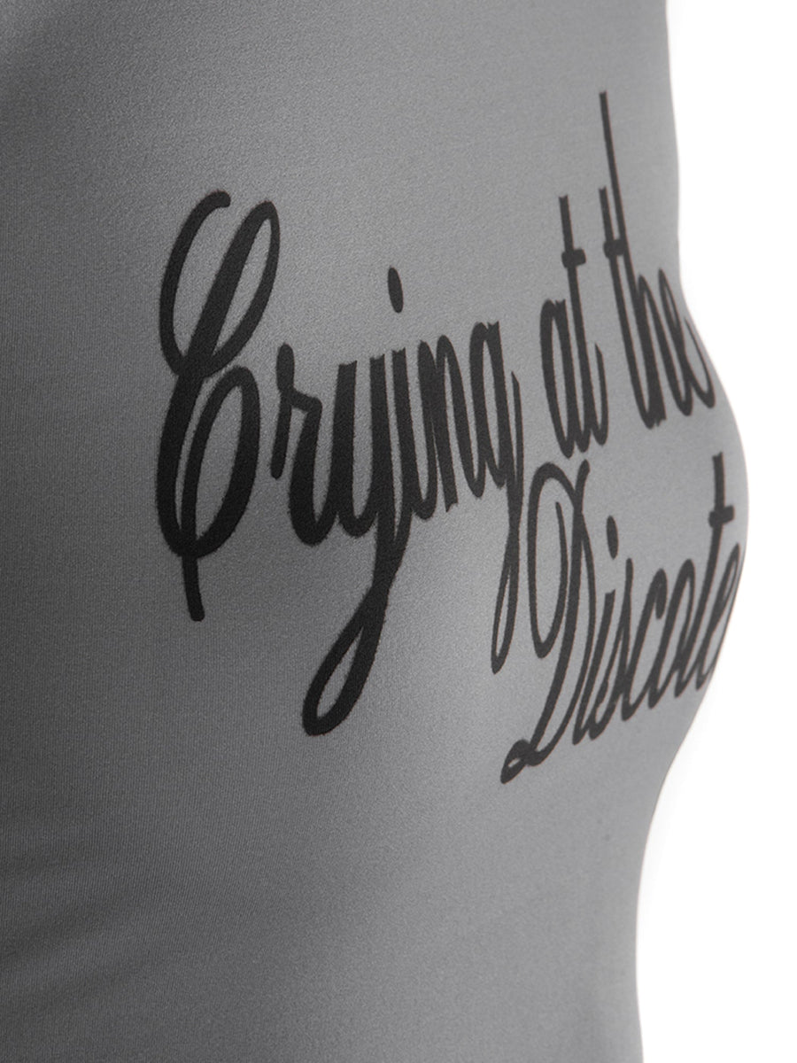 T-shirt a maniche lunghe grigia Crying@Disco, dettaglio della stampa