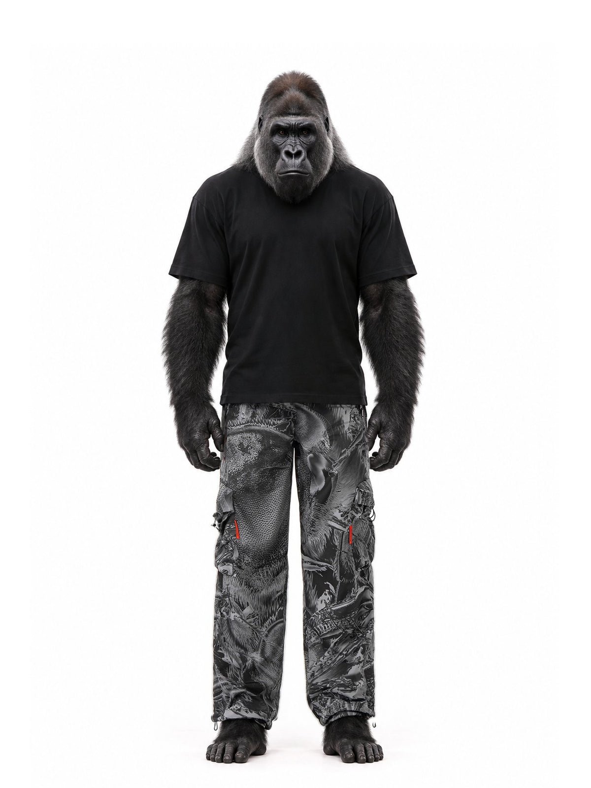 Personaggio inventato, gorilla dal dorso argentato, indossa Insectide Vision Cargo